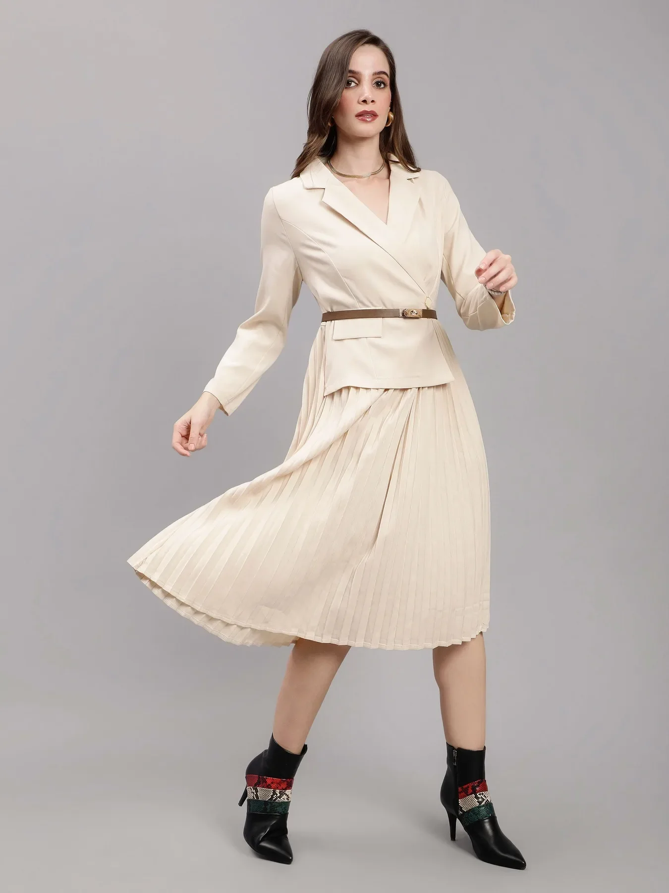 Blazer Pleated Dress - Image 4