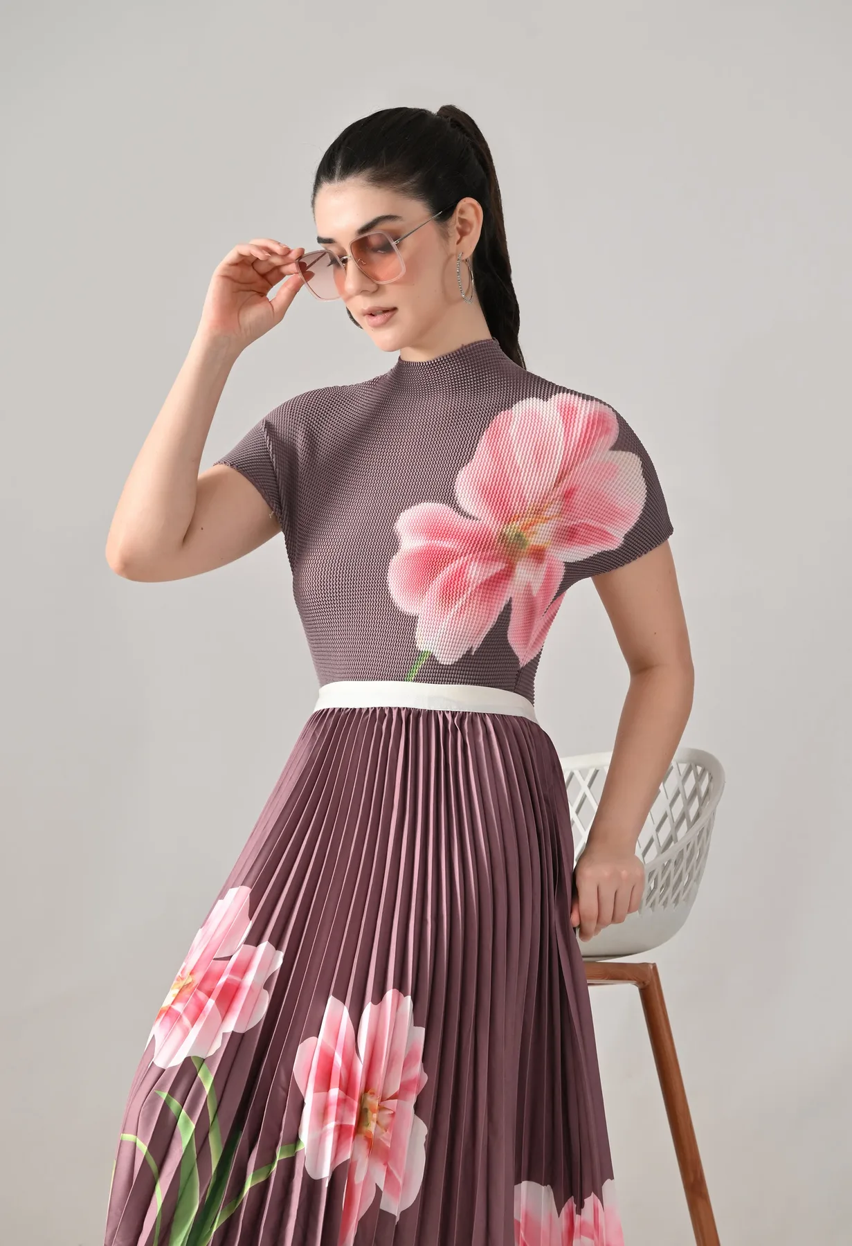 Floral Printed Pleated Two-Piece Set - Image 6