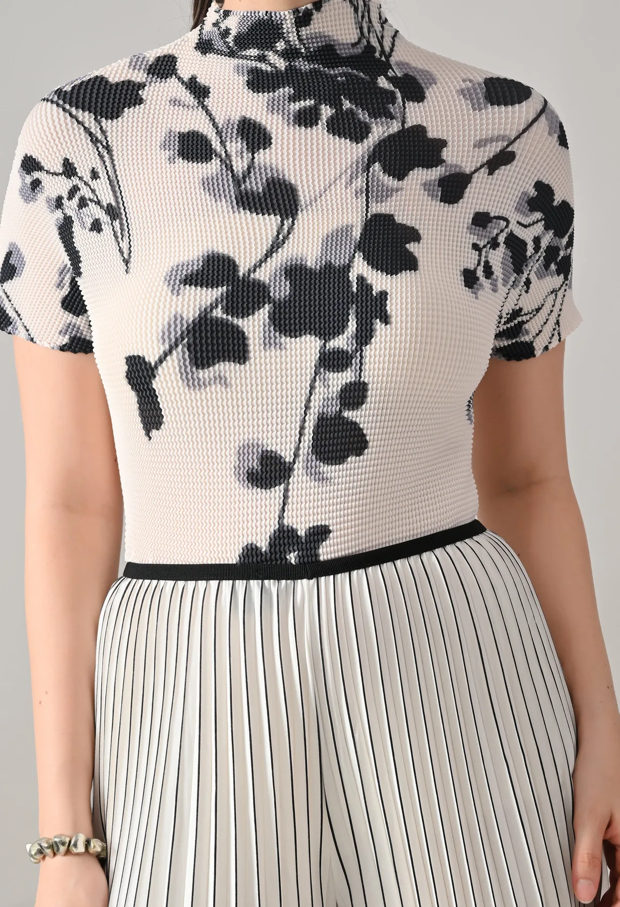 Textura Pleated Two-Piece Set - Image 7