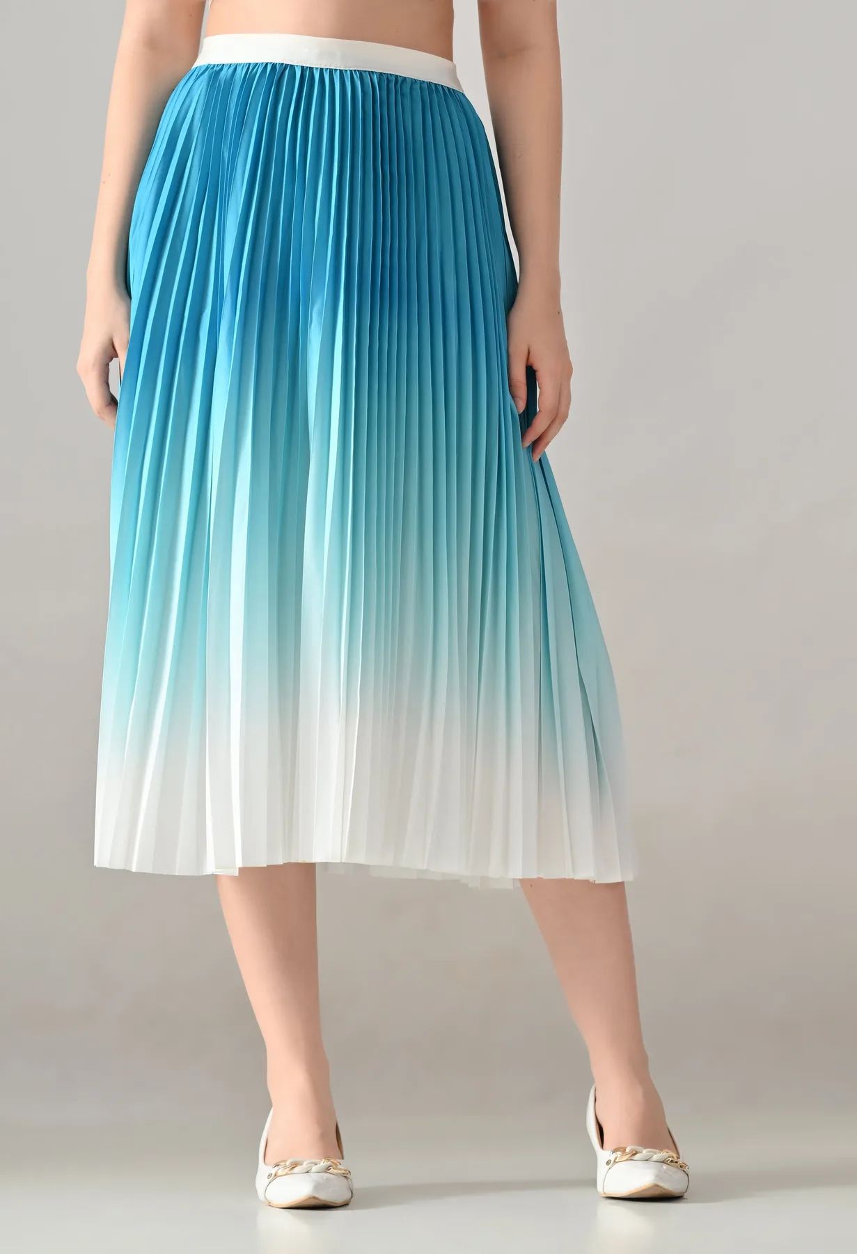 Ombre Pleated Two-Piece Set - Image 8