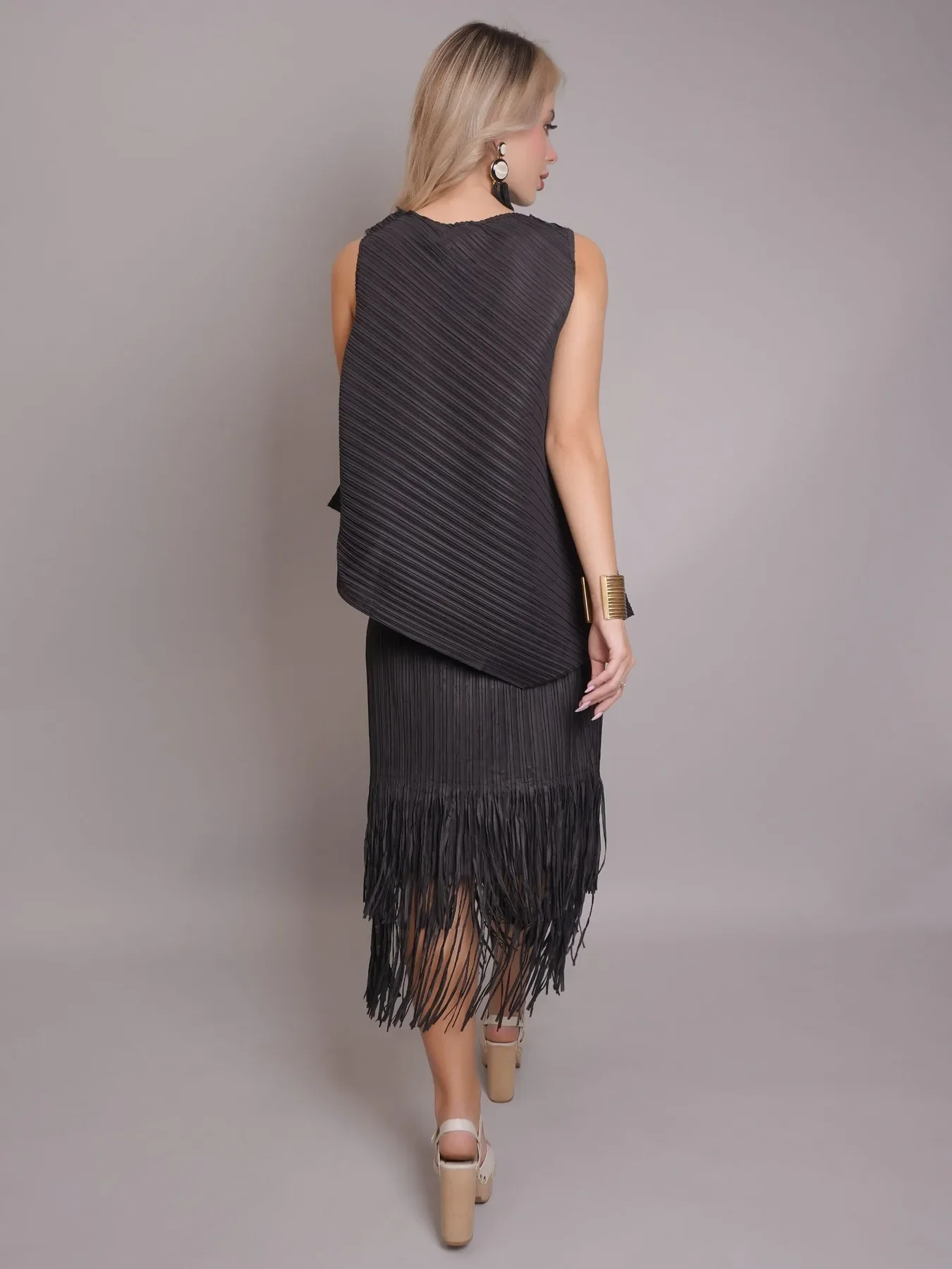 Tassle Two-Piece Set - Image 7