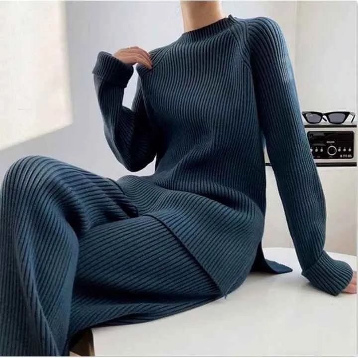 Warm Knitted Two Piece Set - Image 7